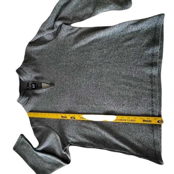 GAP Men's Gray Sweater - Picture 2 of 3